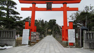 白山公園も、かつては白山神社の境内とは凄い