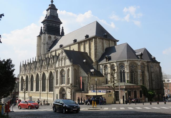 ブリュッセル最古の教会・・・