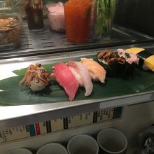 寿司屋の朝ごはん