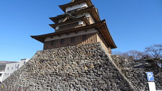 お堀からの眺めは最高