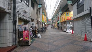 雰囲気のある商店街