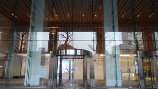 吹き抜けが素晴らしい