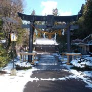 郡上八幡城への登り口にあります。