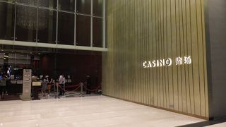 飲み物無料です。