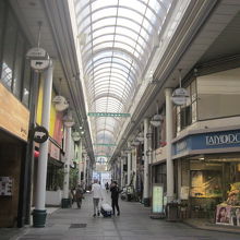 アーケード内の様子