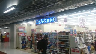 LCCターミナルビル内のコンビニ