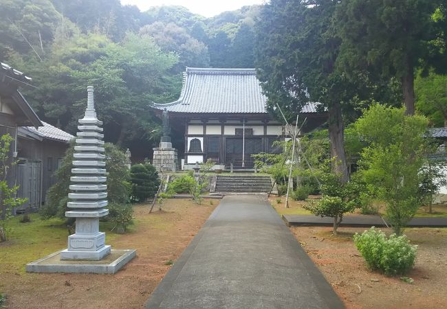 小浜公園に隣接している寺院