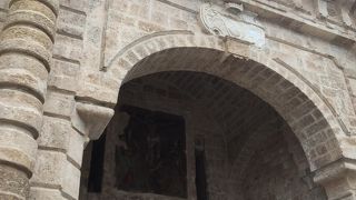 旧市街への入口