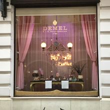 外観もかわいい。売店が併設されています