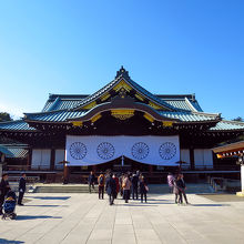 拝殿 / Yasukuni Shrine