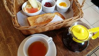 朝から賑わってます