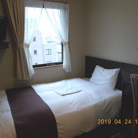 ベットはセミダブルサイズ