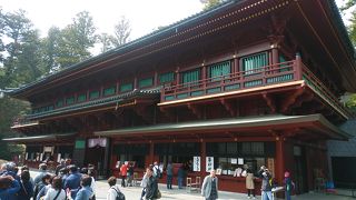 人間国宝の仏画「大昇竜」は見応えあり