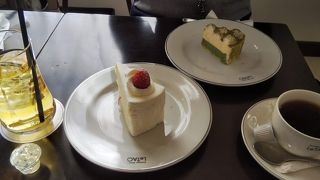 2階のカフェはお客さんの9割は外国人