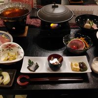 夕食で会津料理、卯月の献立です