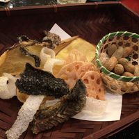 サービスの揚げ物＆茹で落花生