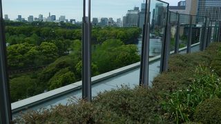 東京ミッドタウン日比谷パークビューガーデンから望む日比谷公園