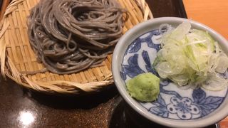 いろいろ美味しいものはあるけれど、やっぱり〆は蕎麦です。