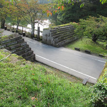 櫓跡の石垣から「大腰掛」をパチリ