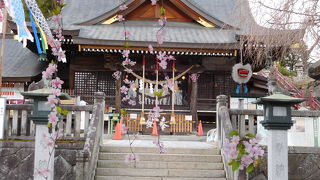 盛岡城跡公園脇に鎮座する神社