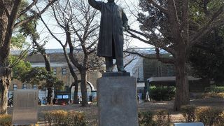 看板を読むとなぜここにあるか分かります