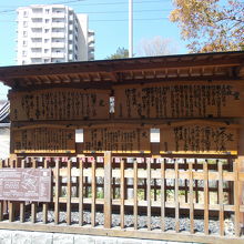 まだあたらしいです。