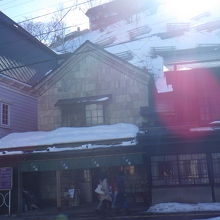 堺町大通りの歴史的景観を形成する主要な建物