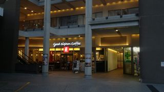 堂島クロスウォーク内にあります