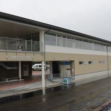 2019年から男子シャワー室の建物が新しくなりました。