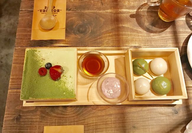 スイーツが充実したカフェ