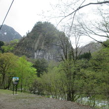 東鐘釣山