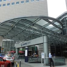 入り口のひとつ。