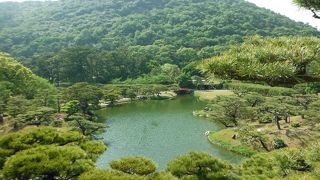 栗林公園に必要な山