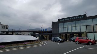 新幹線開業に向け整備が続く駅