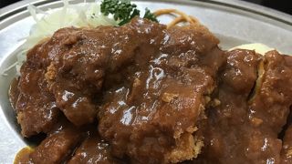 いつも混んでるボリュームがすごい大衆食堂