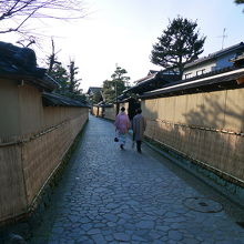 土壁がいい雰囲気