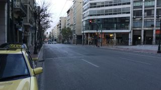 プシリ地区のオモニア広場の近くのホテルに2連泊しました