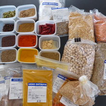 我が家のスパイスたち