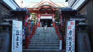 周りの喧騒からは一線を課す