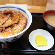 ぶた丼の人気店