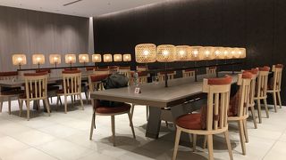 改装後、とても良いラウンジ