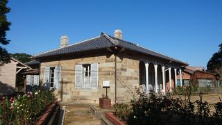 大浦展望公園の近くにあります。