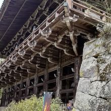 懸造りには迫力を感じます