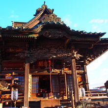 ご本堂の隣は幼稚園（保育園？）