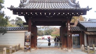 京都最古の禅寺です