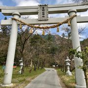 霊験あらたかな雰囲気のある神社