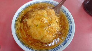 行列のできる中華やさん