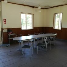 室内が利用できます。