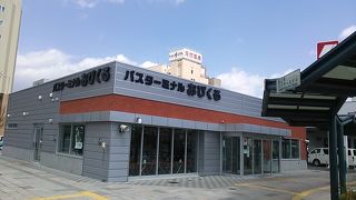 「とかっちゃ」と名称が変わり、レンタサイクルの受付窓口の場所も変わっています