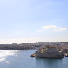 バレッタ側からスリーシティーズを見る